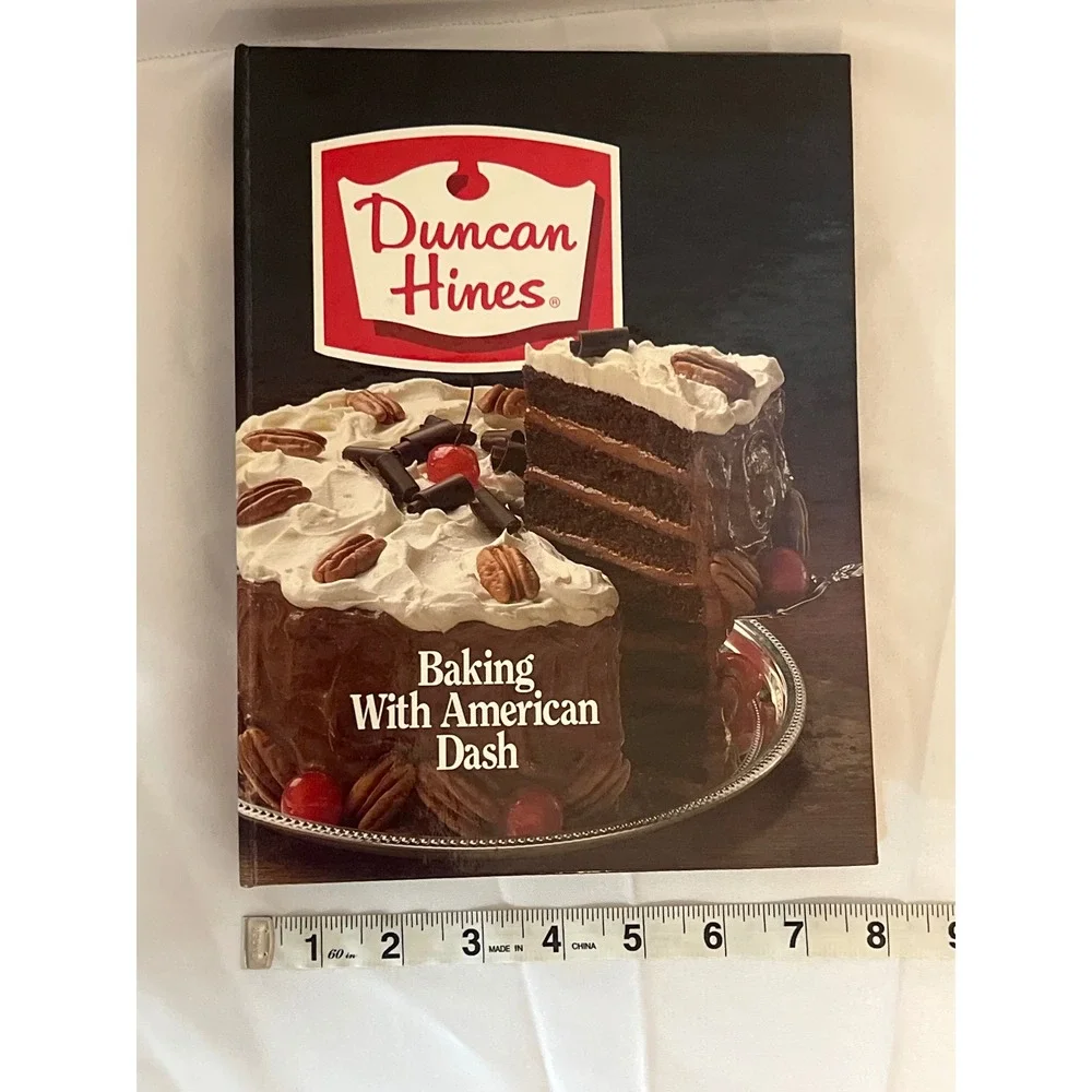 Duncan Hines Baking With American Dash Cookbook‎ Recipes Vintage 1982